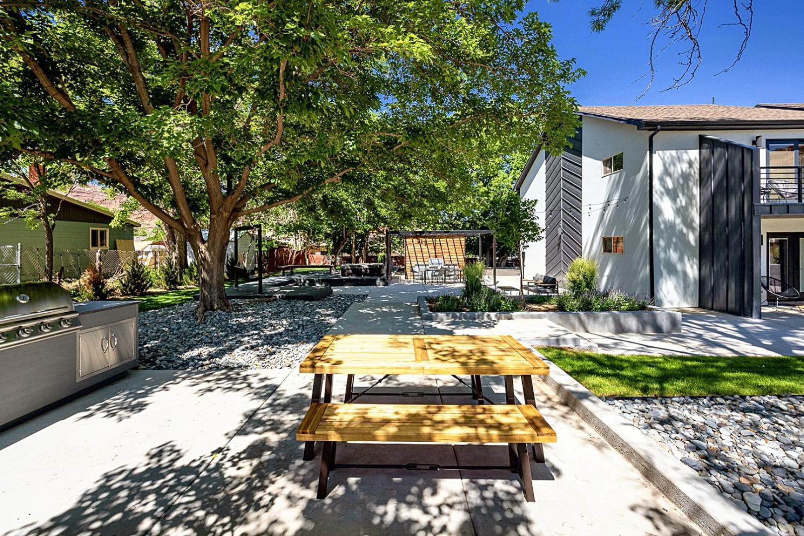 Near Downtown Stylish 2Br With Amazing Patio - 3 Villa Moab Bagian luar foto